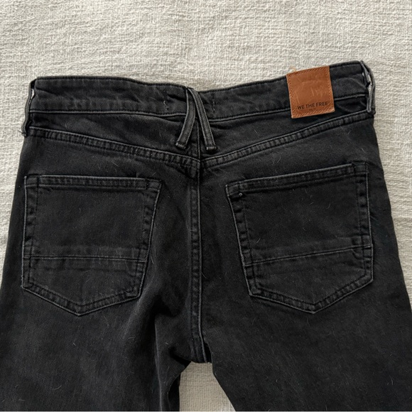 Free People Black Distressed Straight leg Jeans size 26 - Picture 6 of 8